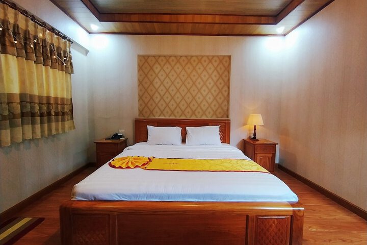 Room 16 of 70