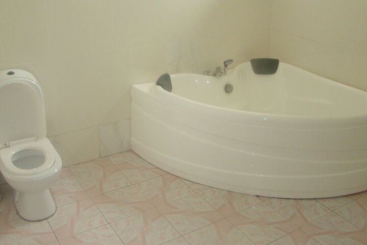 Room 17 of 29