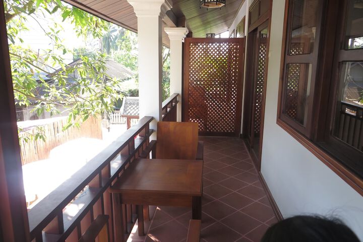 Room 7 of 32