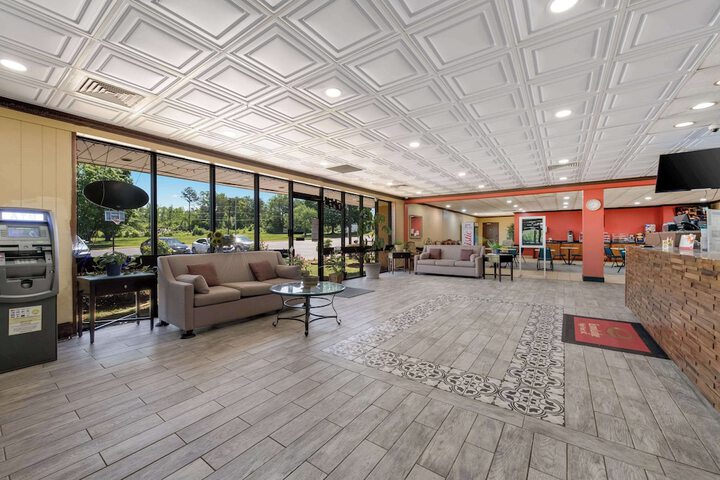 Hotel Lobby