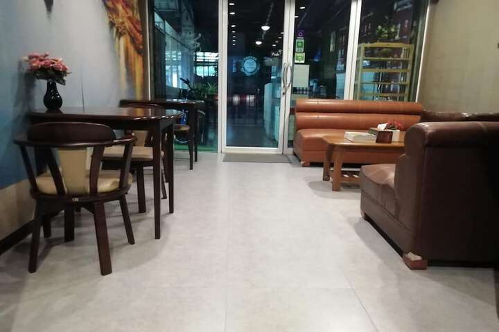 Hotel Interior 8 of 42