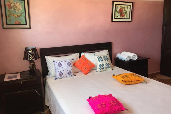 Room 12 of 65