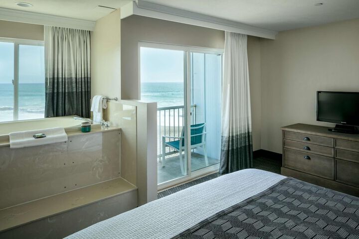 Room 18 of 46