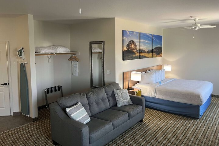 Room 22 of 40