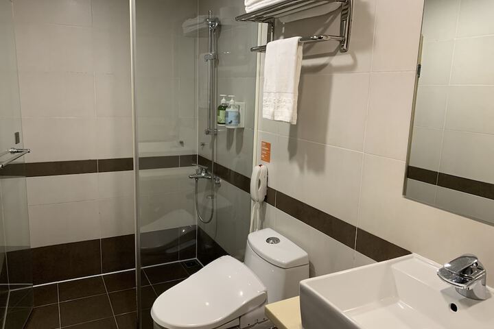 Room 20 of 31