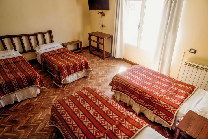 Room 14 of 28