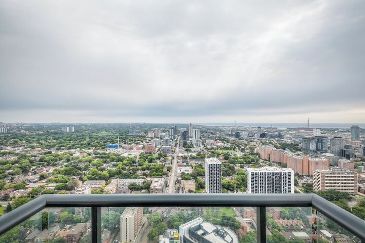 Hotel View 136 of 144