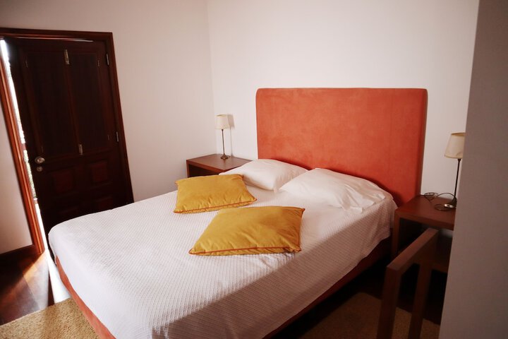 Room 25 of 117