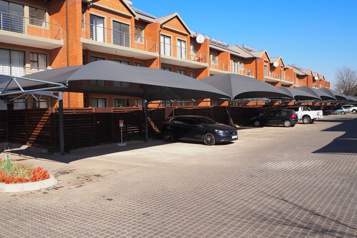 Hotel 73 of 79