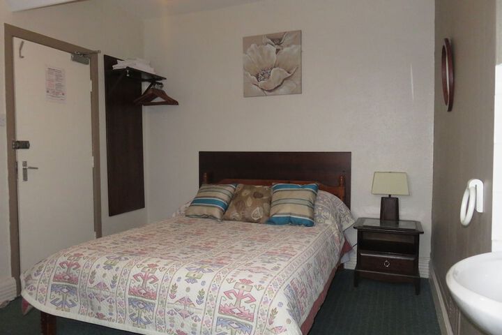 Room 7 of 49