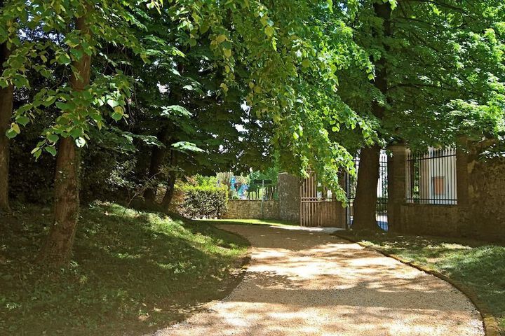 Property Grounds 26 of 37