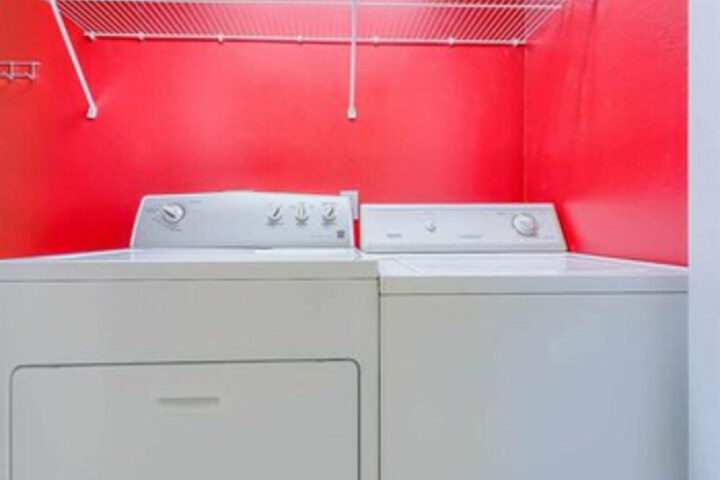 Laundry 26 of 44