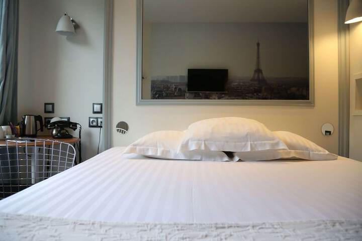 Room 44 of 105