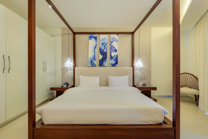 Room 37 of 120