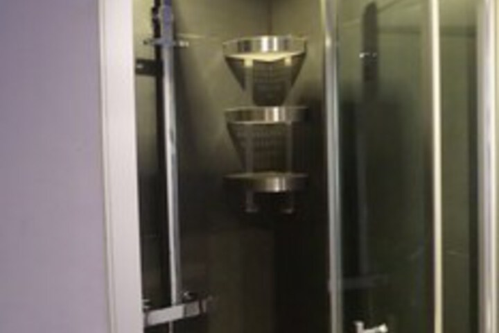 Room 7 of 24