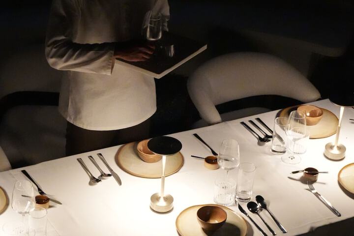 Dining 37 of 68