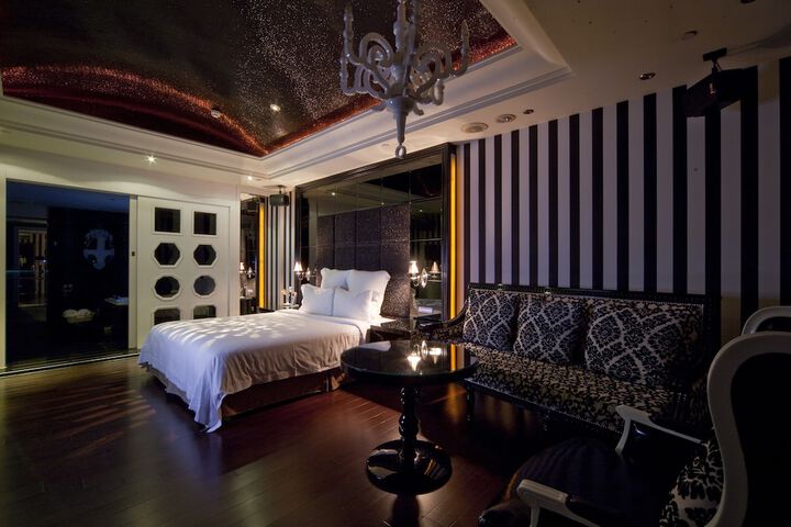 Room 14 of 55