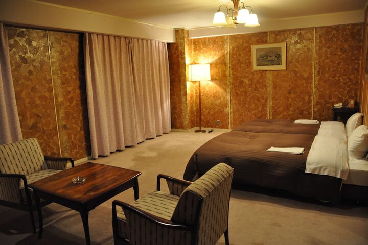 Room Service Photo