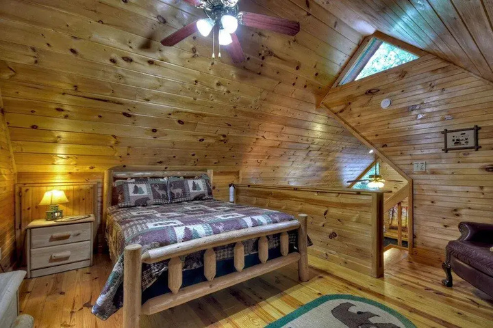 Room 4 of 14