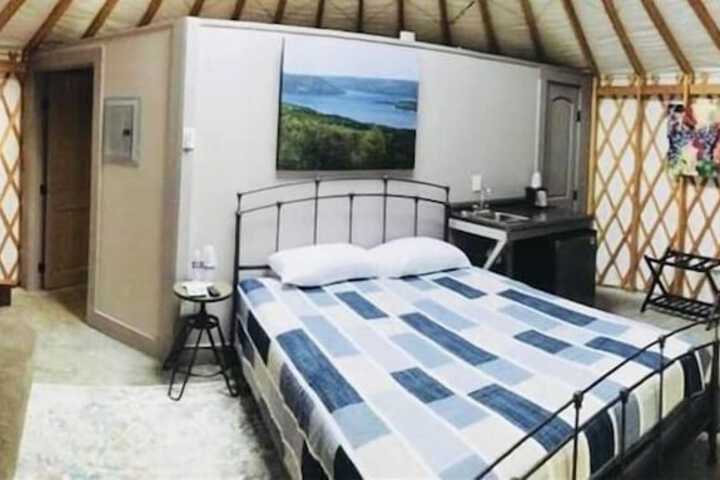 Room 8 of 30