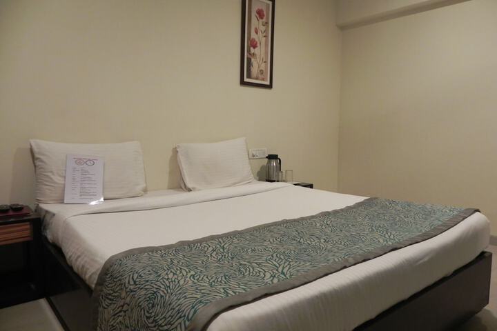 Room 12 of 44
