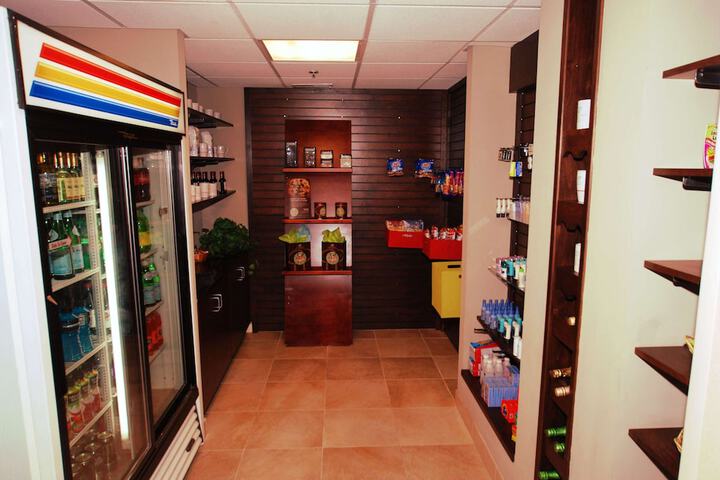 Snack bar