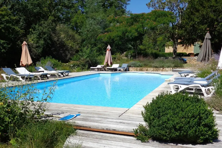 Pool 7 of 11
