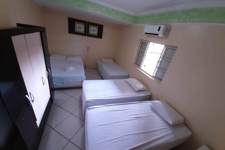 Room 12 of 27