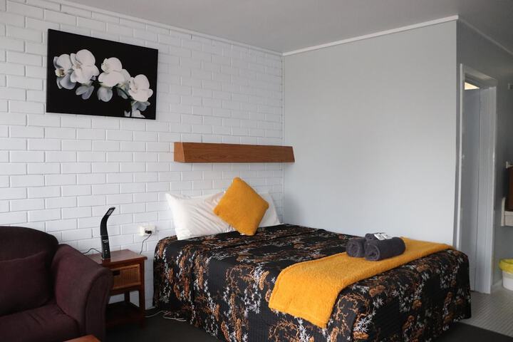 Room 17 of 61