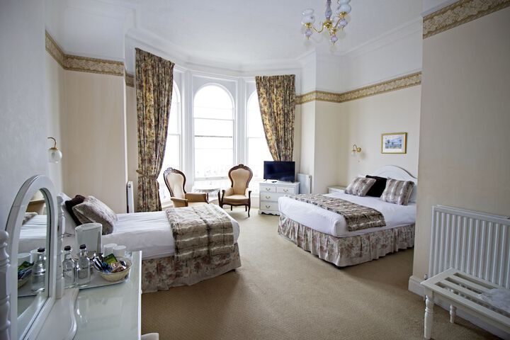 Room 14 of 74