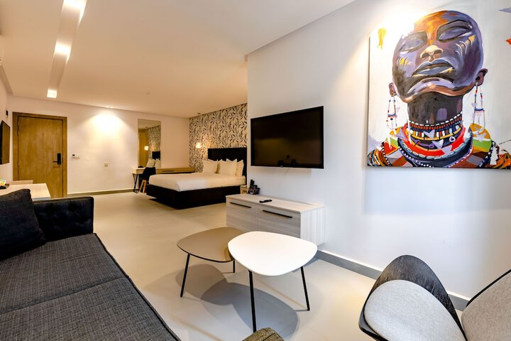 Room 41 of 86