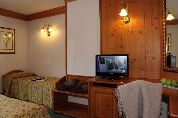 Room 9 of 45