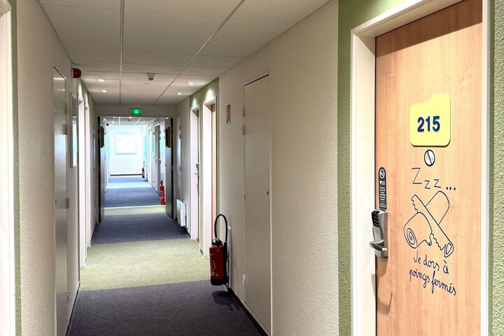 Room 13 of 49