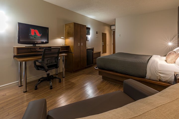 Room 11 of 40