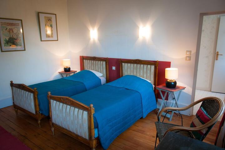 Room 15 of 54