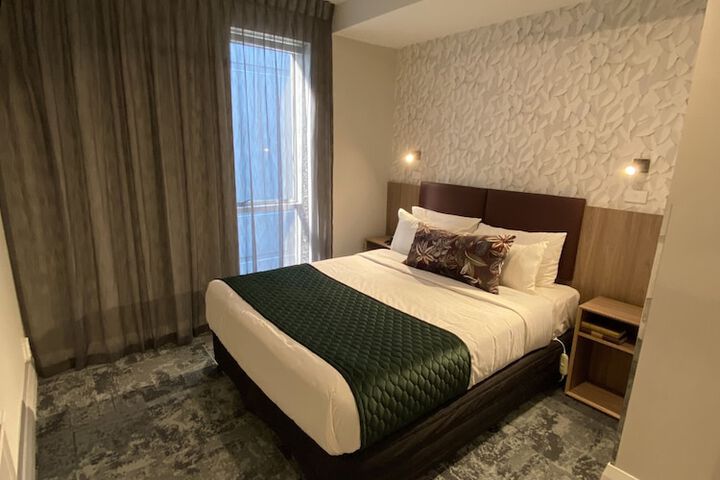 Room 19 of 116