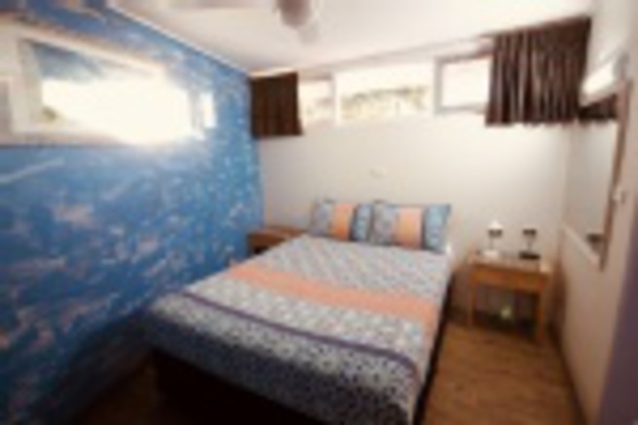 Room 65 of 228