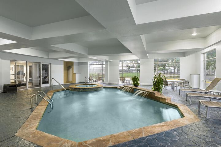 Pools & Facilities