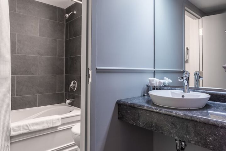 Clean Restrooms