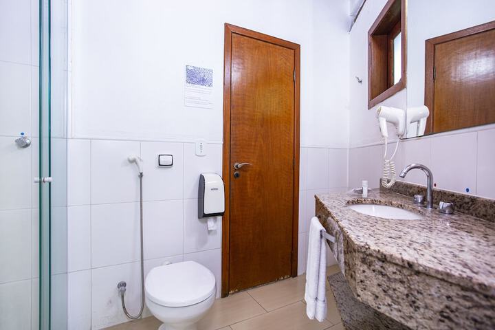 Room 115 of 189