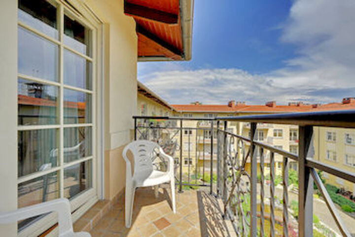 Terrace/Patio 3 of 135