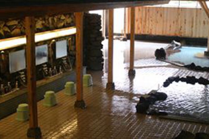 Spa 44 of 50
