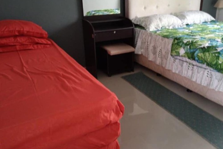Room 3 of 13