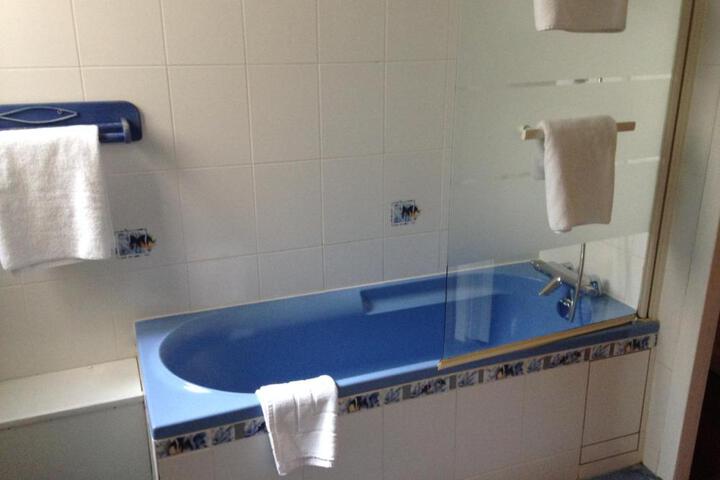 General 7 of 33