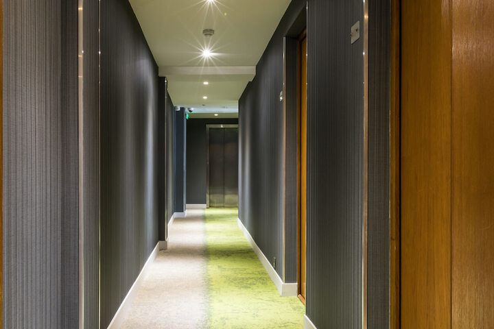 Ballroom/Hall 51 of 57