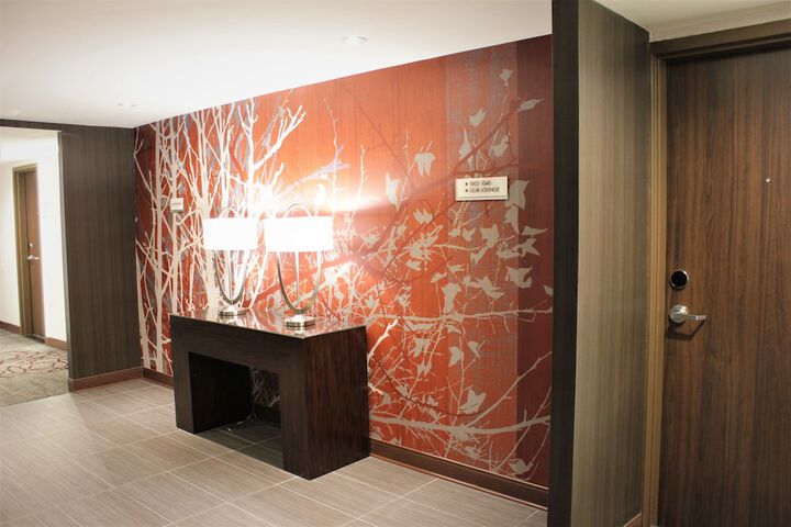 Ballroom/Hall 27 of 40