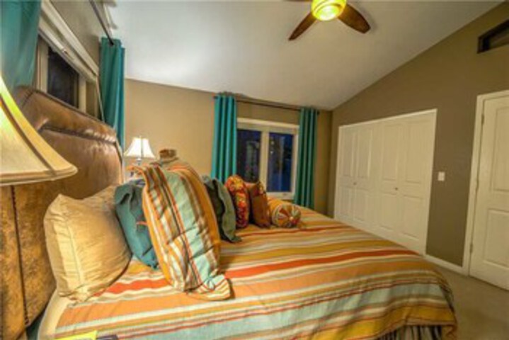 Room 21 of 25