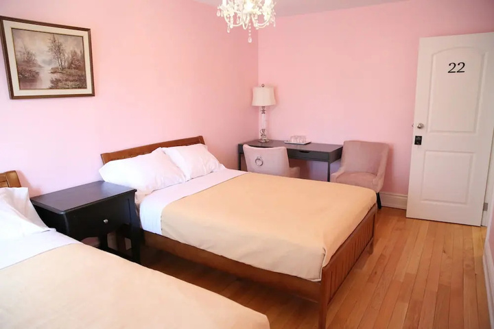 Room 3 of 11