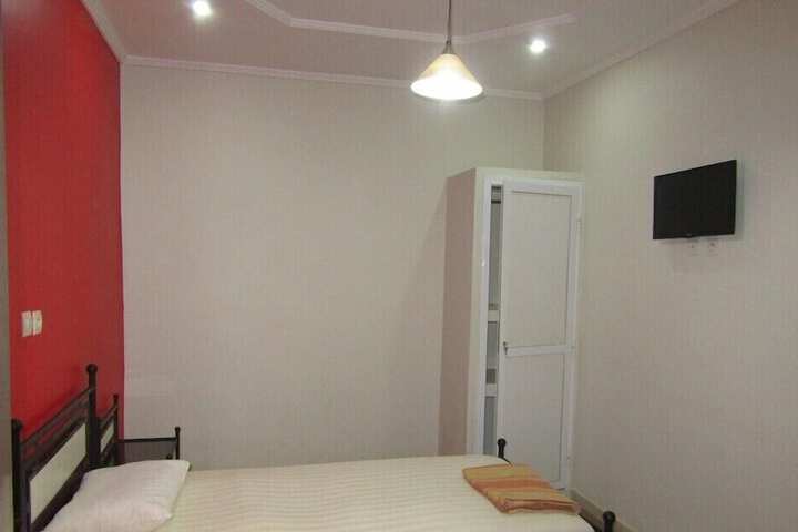 Room 8 of 45