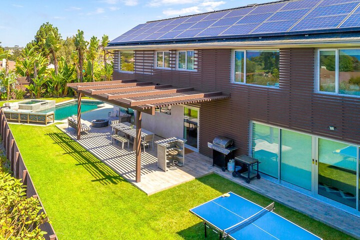 Oceano Homestead Corp Rental by NamaStay in La Jolla, CA